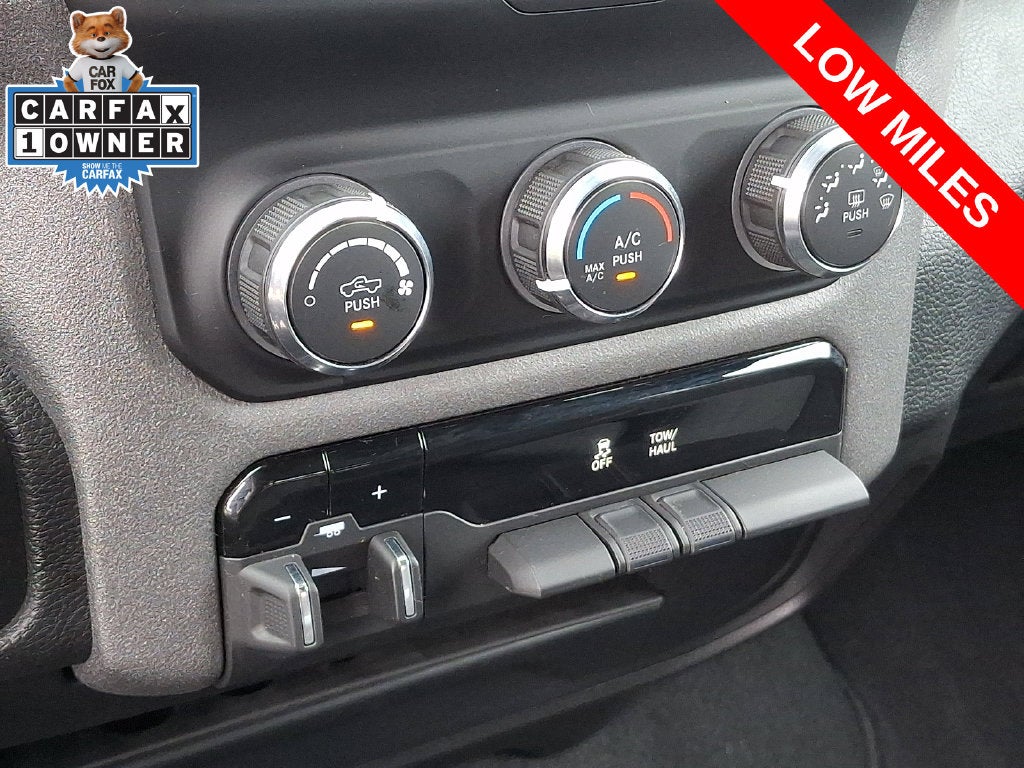 2024 RAM 2500 Tradesman Crew Cab 4x4 6'4' Box