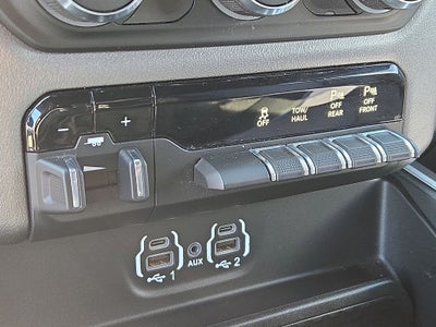 2020 RAM 2500 Big Horn Crew Cab 4x4 6'4' Box