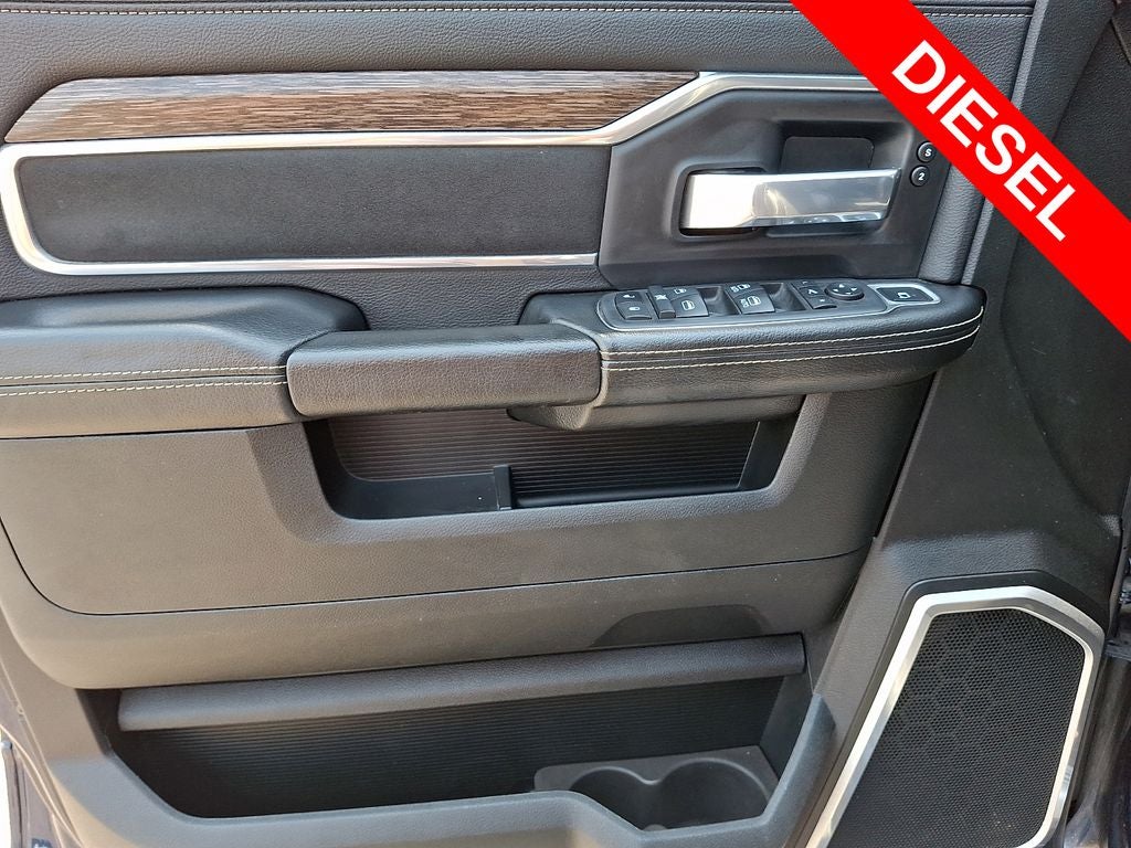 2021 RAM 2500 Laramie Crew Cab 4x4 6'4' Box