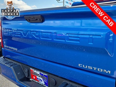 2023 Chevrolet Silverado 1500 4WD Crew Cab Short Bed Custom
