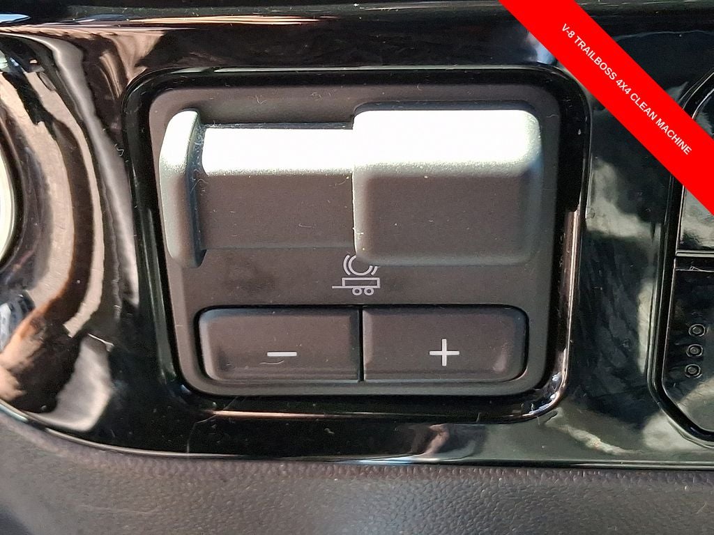 2024 Chevrolet Silverado 1500 4WD Crew Cab Short Bed LT Trail Boss
