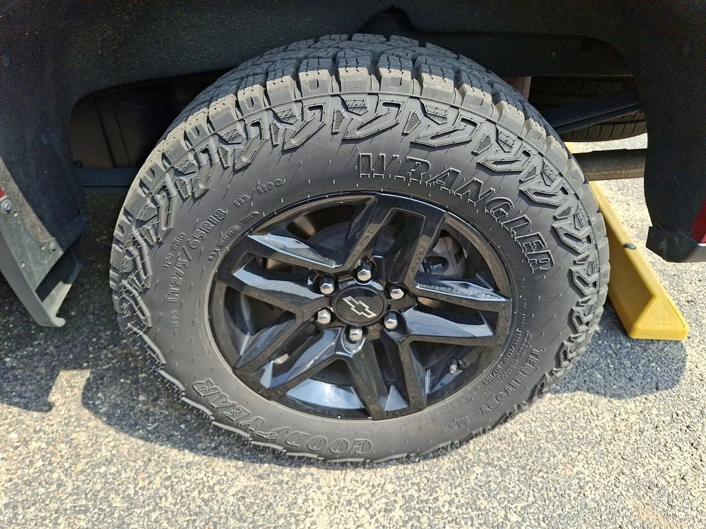 2024 Chevrolet Silverado 1500 4WD Crew Cab Short Bed LT Trail Boss