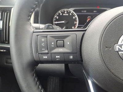 2023 Nissan Pathfinder SL 4WD