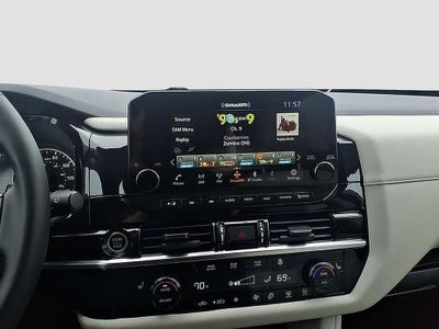 2023 Nissan Pathfinder SL 4WD