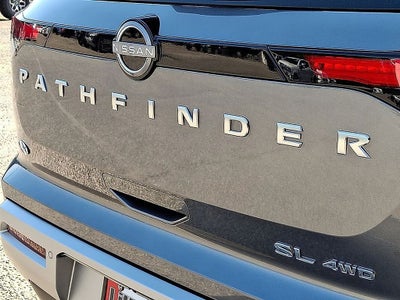 2025 Nissan Pathfinder SL 4WD