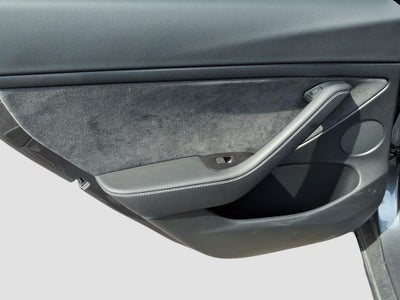 2022 Tesla Model 3 Long Range Dual Motor All-Wheel Drive