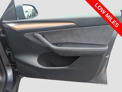 2023 Tesla Model Y Performance Dual Motor All-Wheel Drive