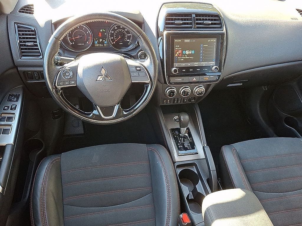 2023 Mitsubishi Outlander Sport Base