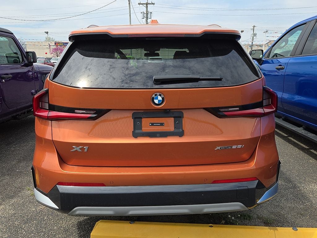 2025 BMW X1 xDrive28i