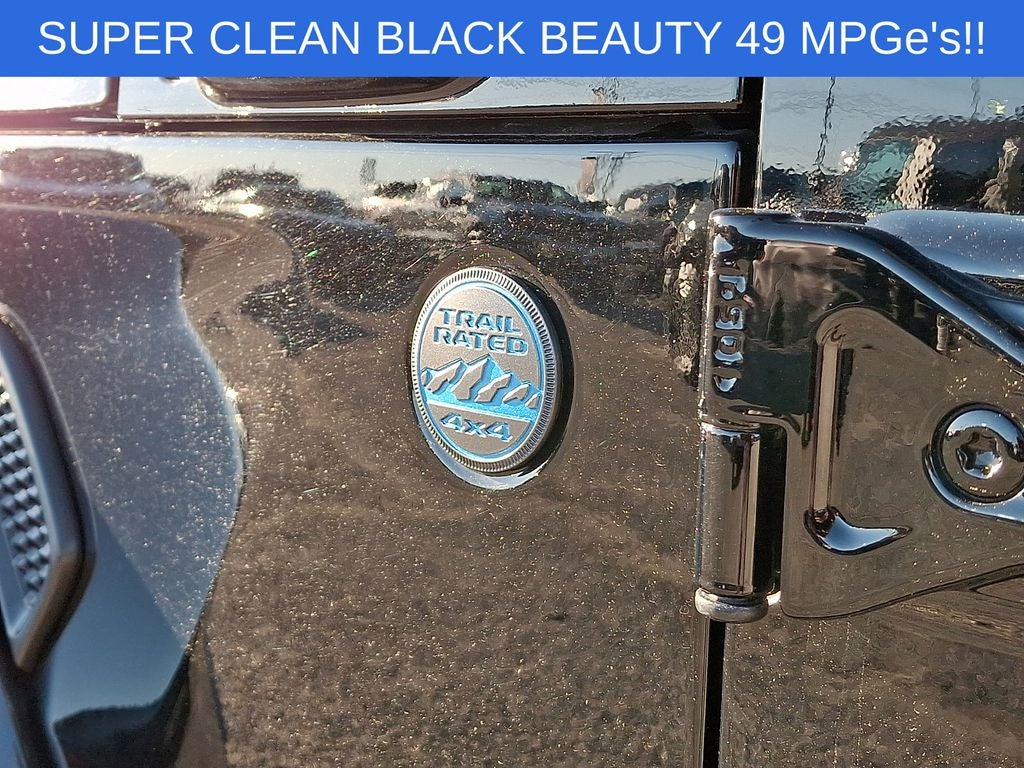 2025 Jeep Wrangler Sahara 4xe