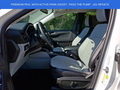 2023 Ford Escape Plug-In Hybrid Base