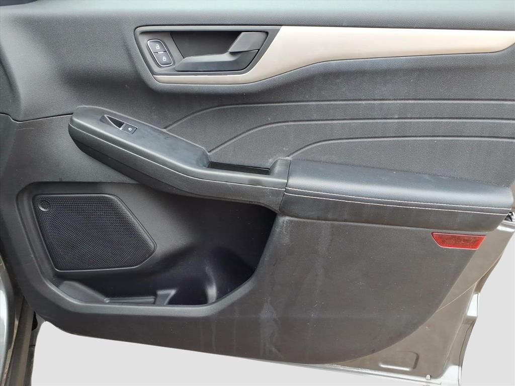 2022 Ford Escape Plug-In Hybrid SE