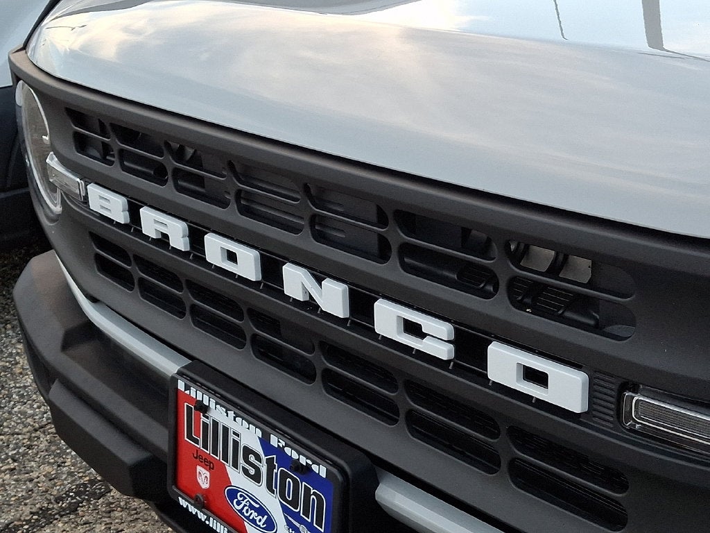 2026 Ford Bronco Base