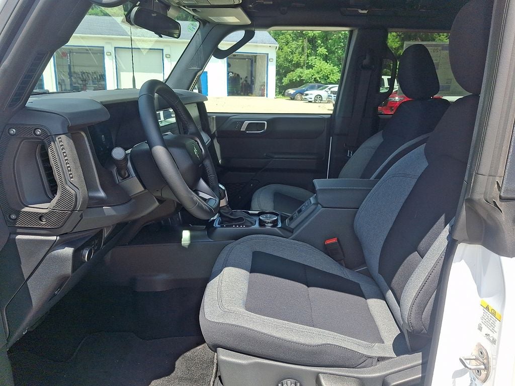 2026 Ford Bronco Big Bend CUSTOM GRAPHICS PACKAGE