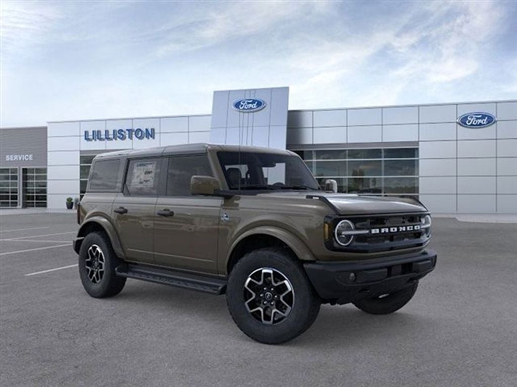 2026 Ford Bronco Outer Banks