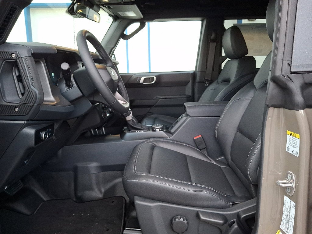 2026 Ford Bronco Badlands POWER RUNNING BOARDS