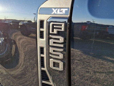 2027 Ford F-250SD XLT