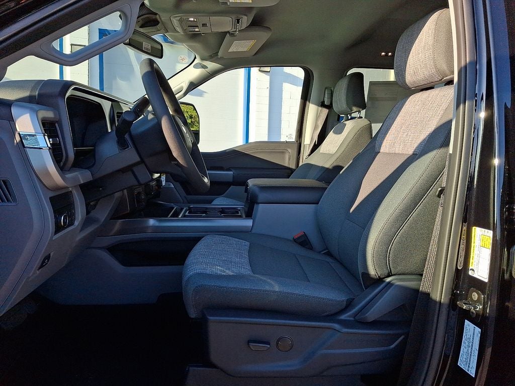 2027 Ford F-250SD XLT