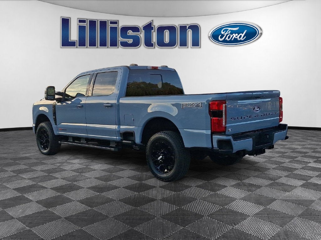 2027 Ford F-350SD Lariat