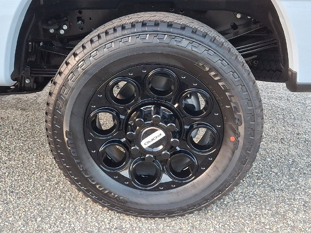 2027 Ford F-350SD Lariat