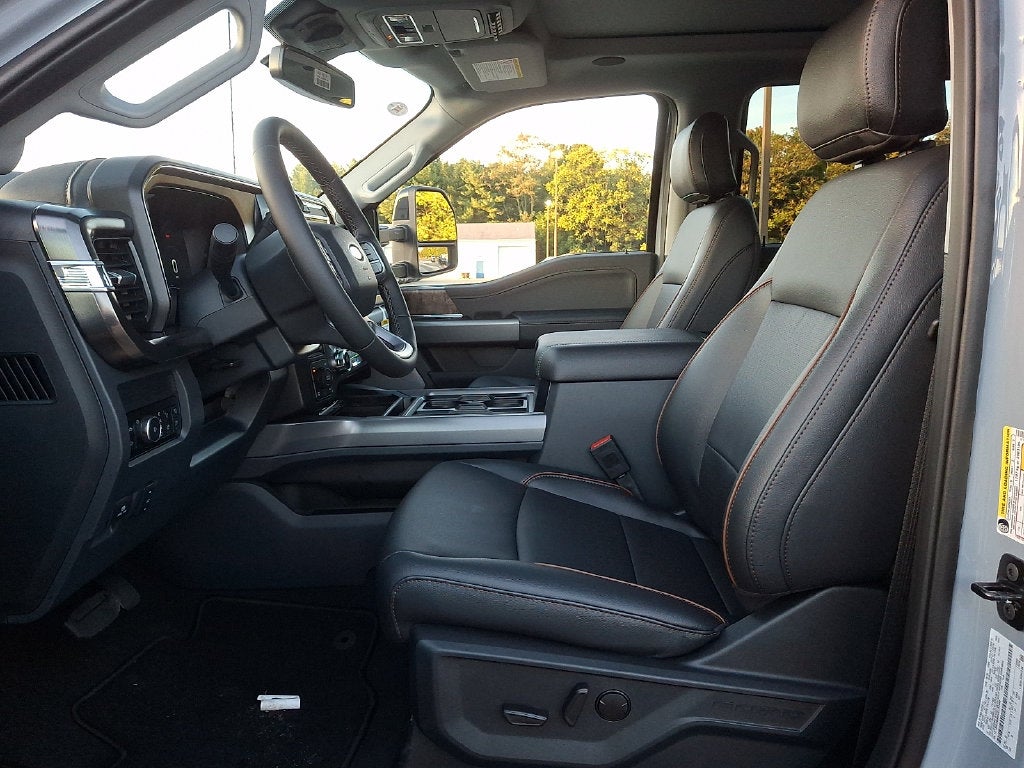 2027 Ford F-350SD Lariat