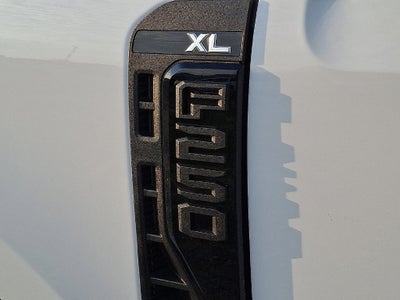 2027 Ford F-250SD XL