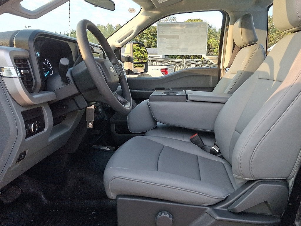 2027 Ford F-250SD XL