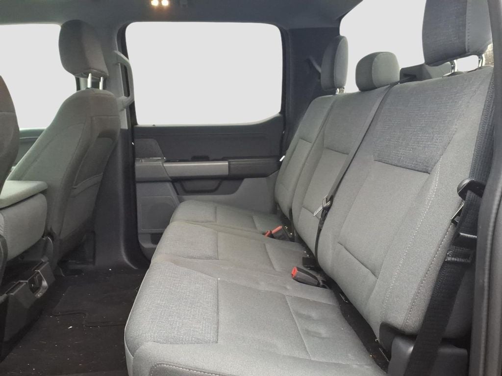 2025 Ford F-150 XLT 5.0 V8