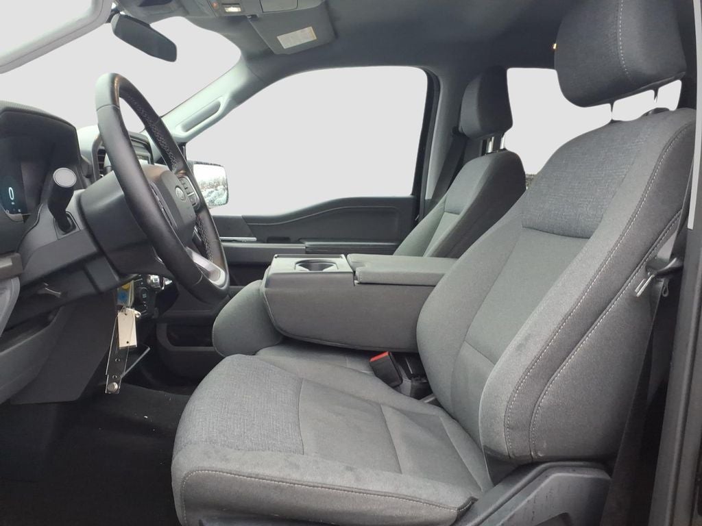 2025 Ford F-150 XLT 5.0 V8