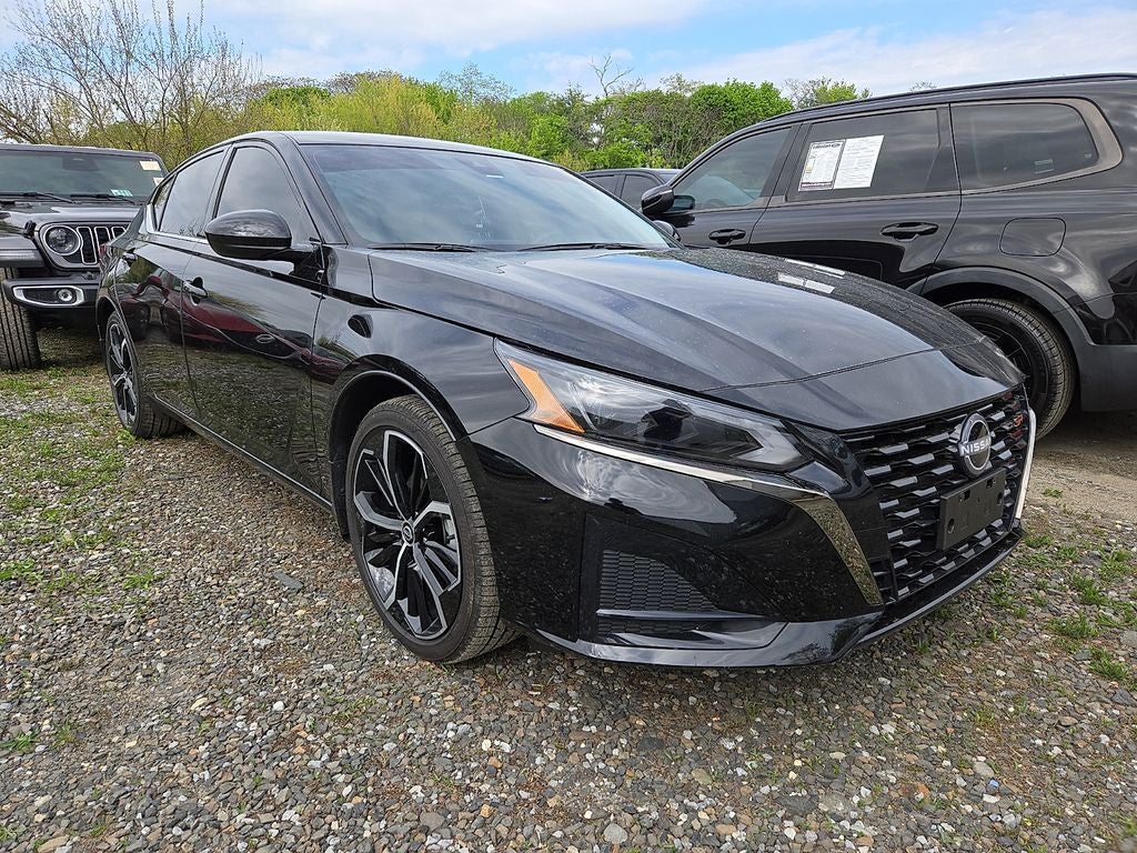 2025 Nissan Altima 2.5 SR