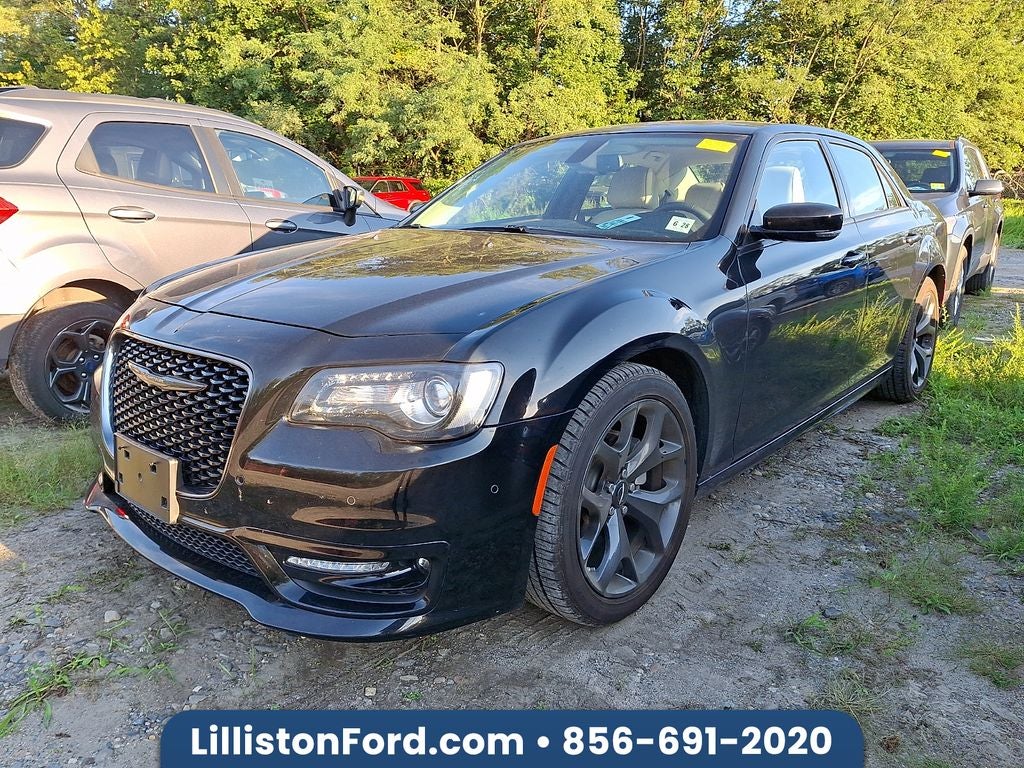 2023 Chrysler 300 Touring