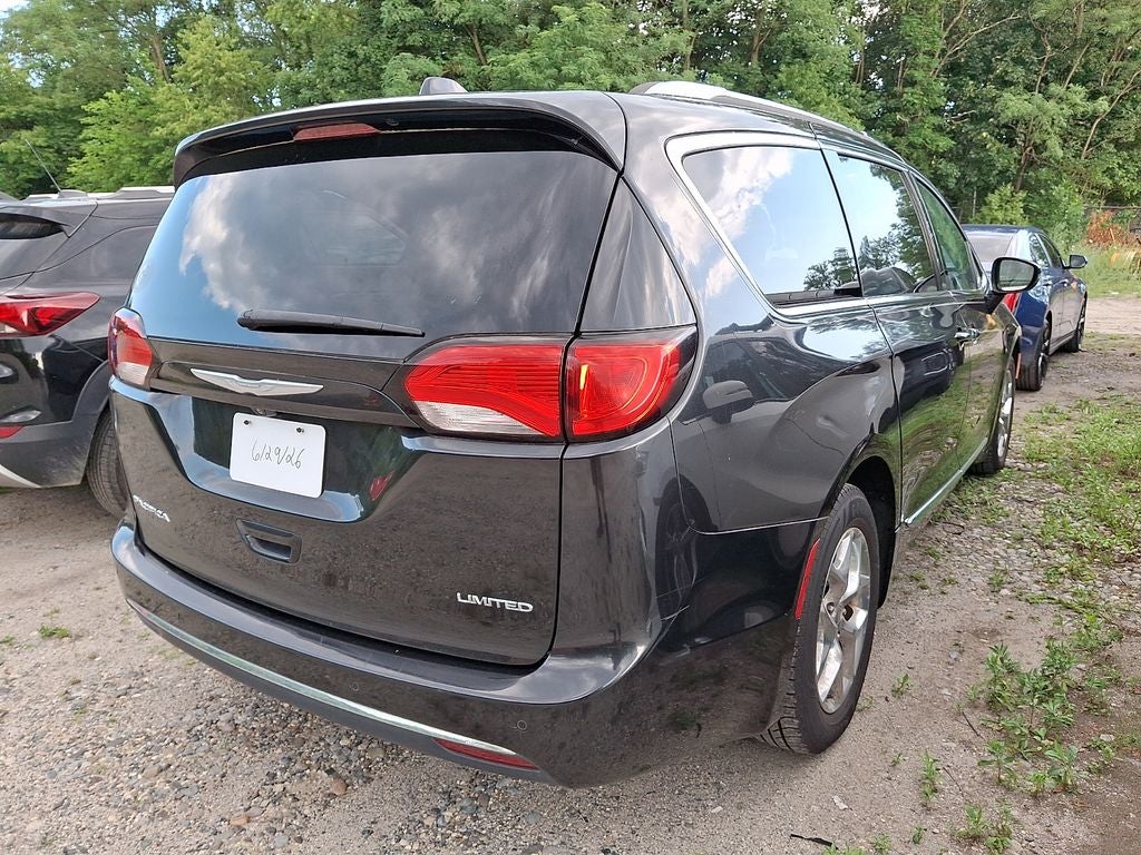 2017 Chrysler Pacifica Limited