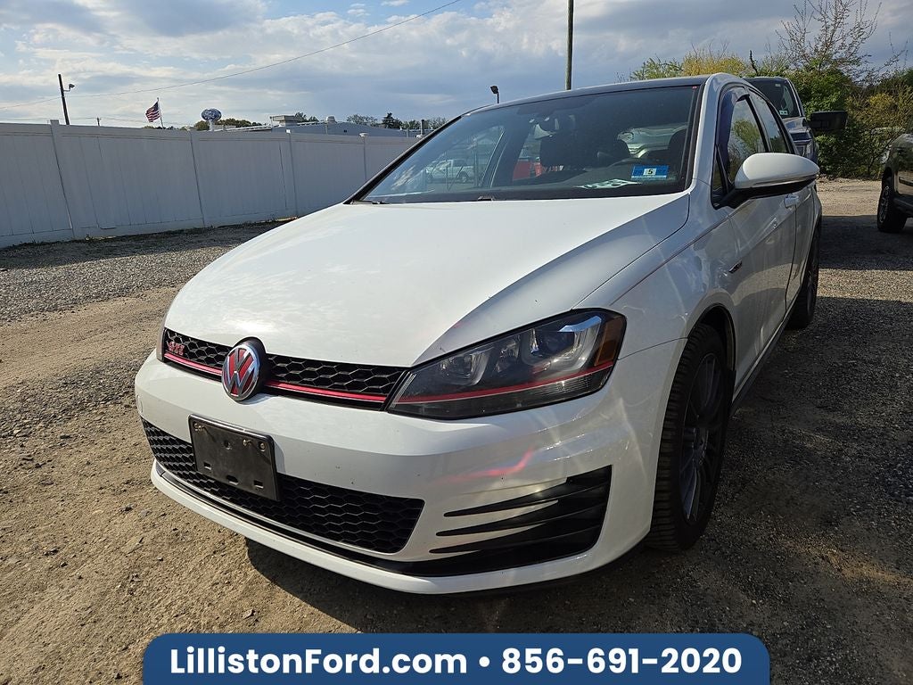 2017 Volkswagen Golf GTI SE 4-Door