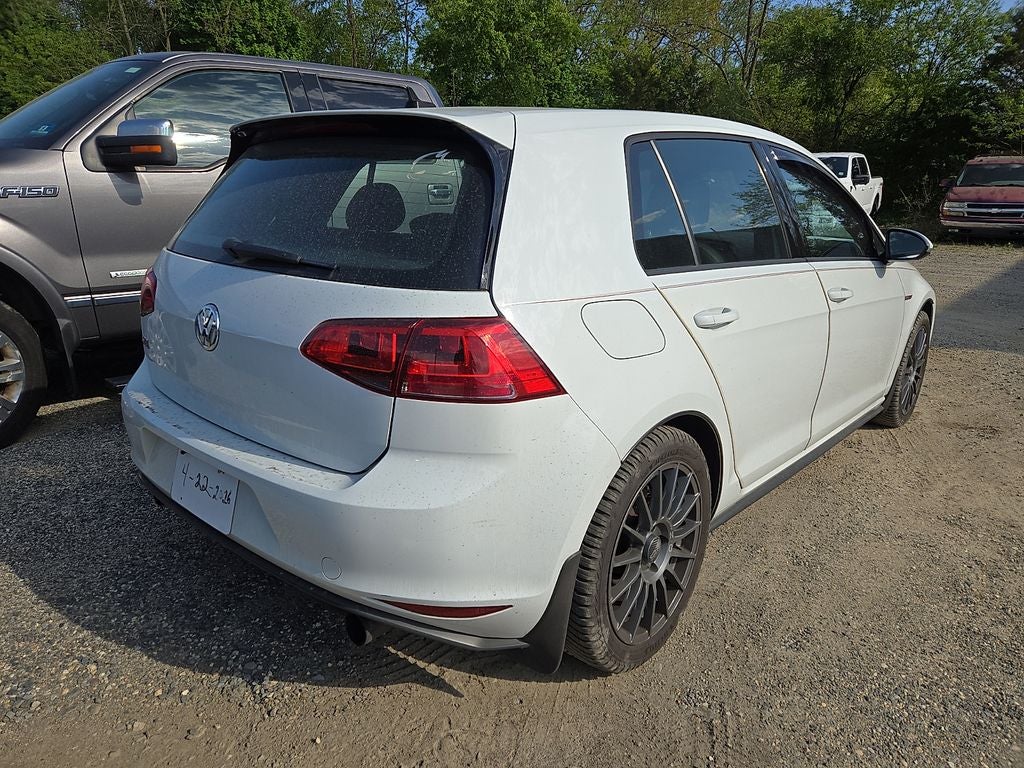 2017 Volkswagen Golf GTI SE 4-Door