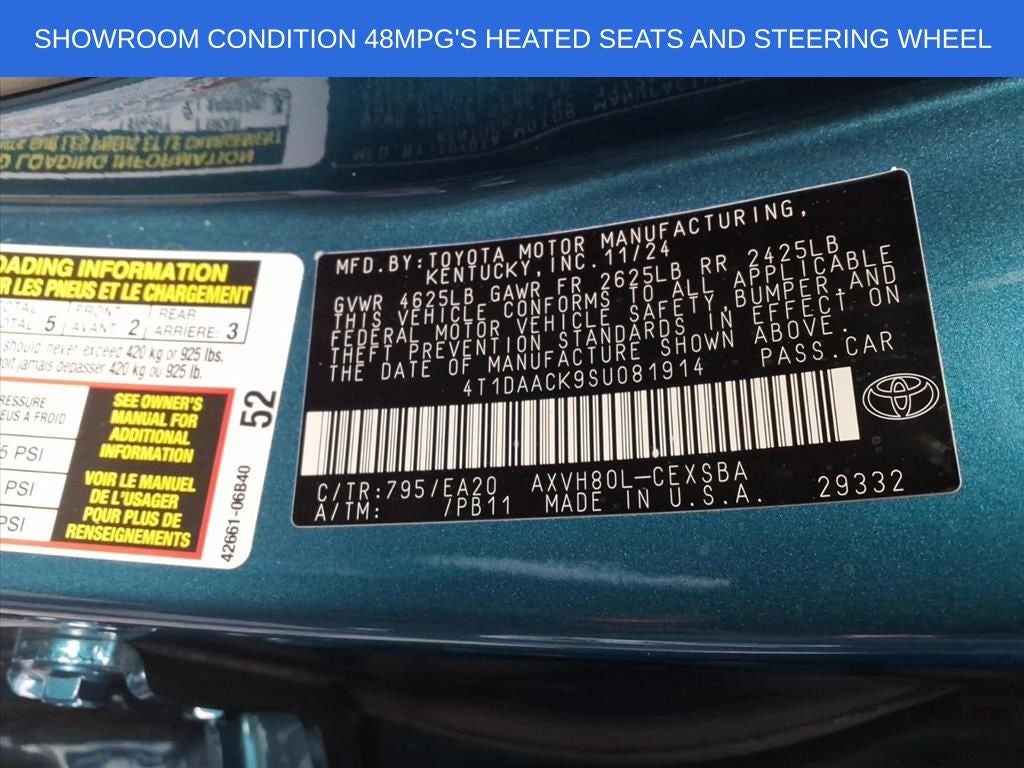 2025 Toyota Camry SE