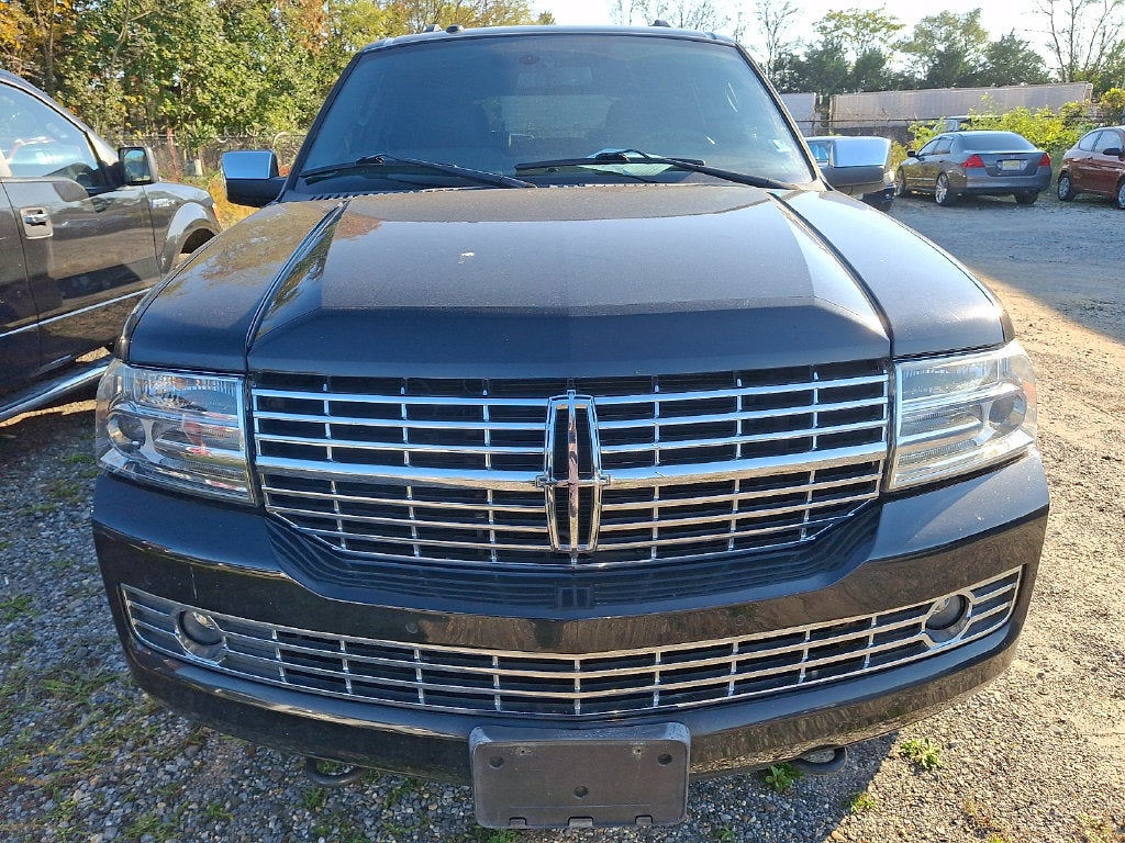2014 Lincoln Navigator Base