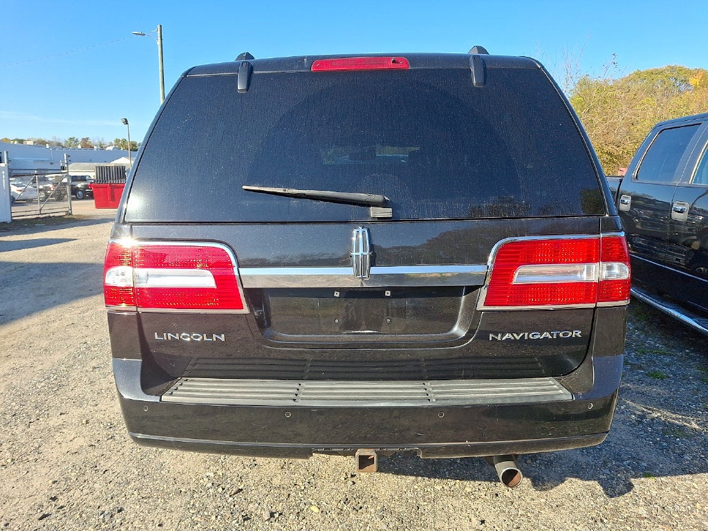 2014 Lincoln Navigator Base