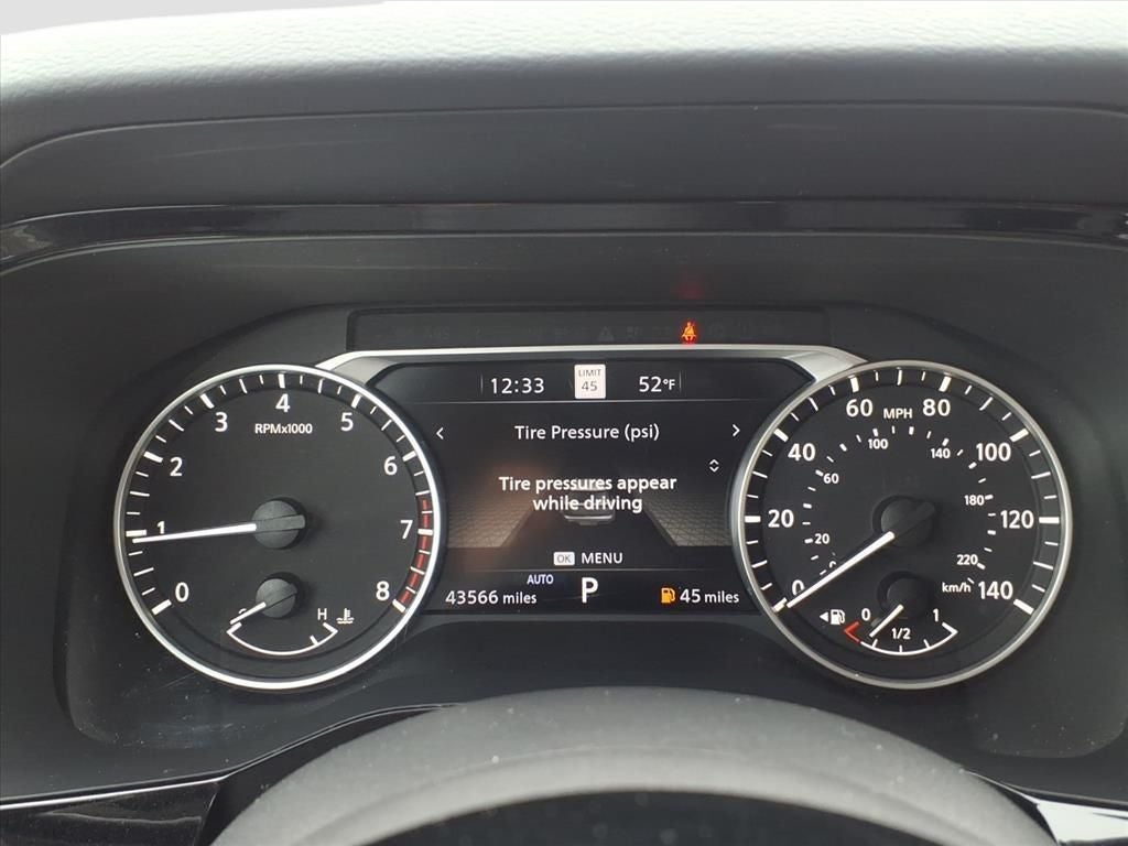 2023 Nissan Pathfinder SL