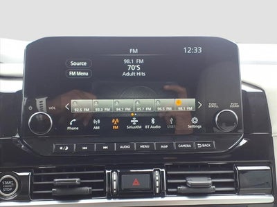 2023 Nissan Pathfinder SL