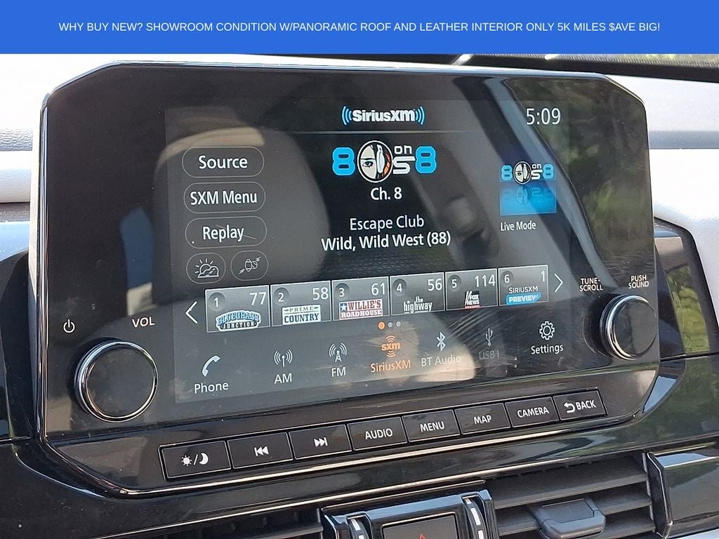 2025 Nissan Pathfinder SL