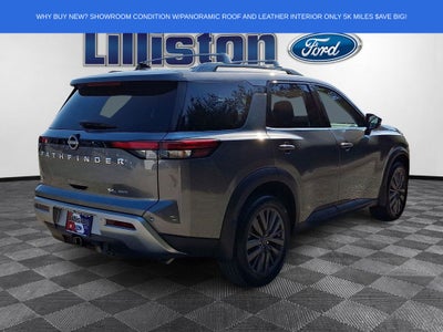2025 Nissan Pathfinder SL