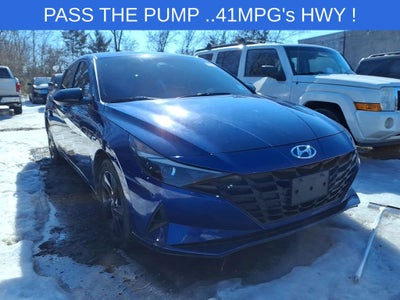 2022 Hyundai Elantra SEL