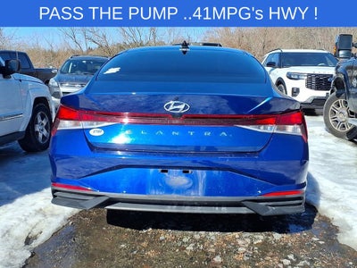 2022 Hyundai Elantra SEL