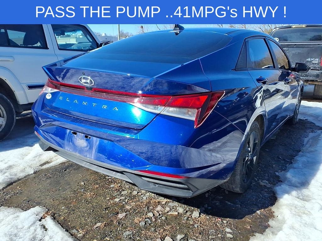 2022 Hyundai Elantra SEL