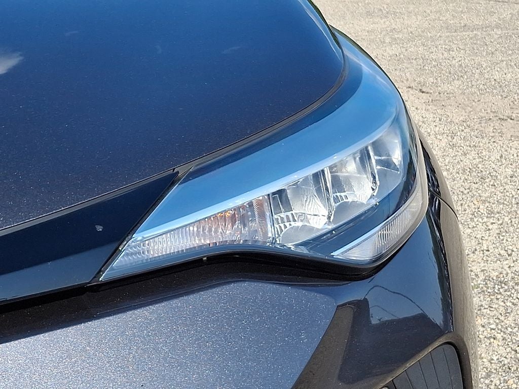2021 Toyota C-HR LE