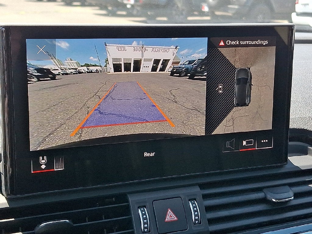 2024 Audi Q5 45 S line Premium quattro