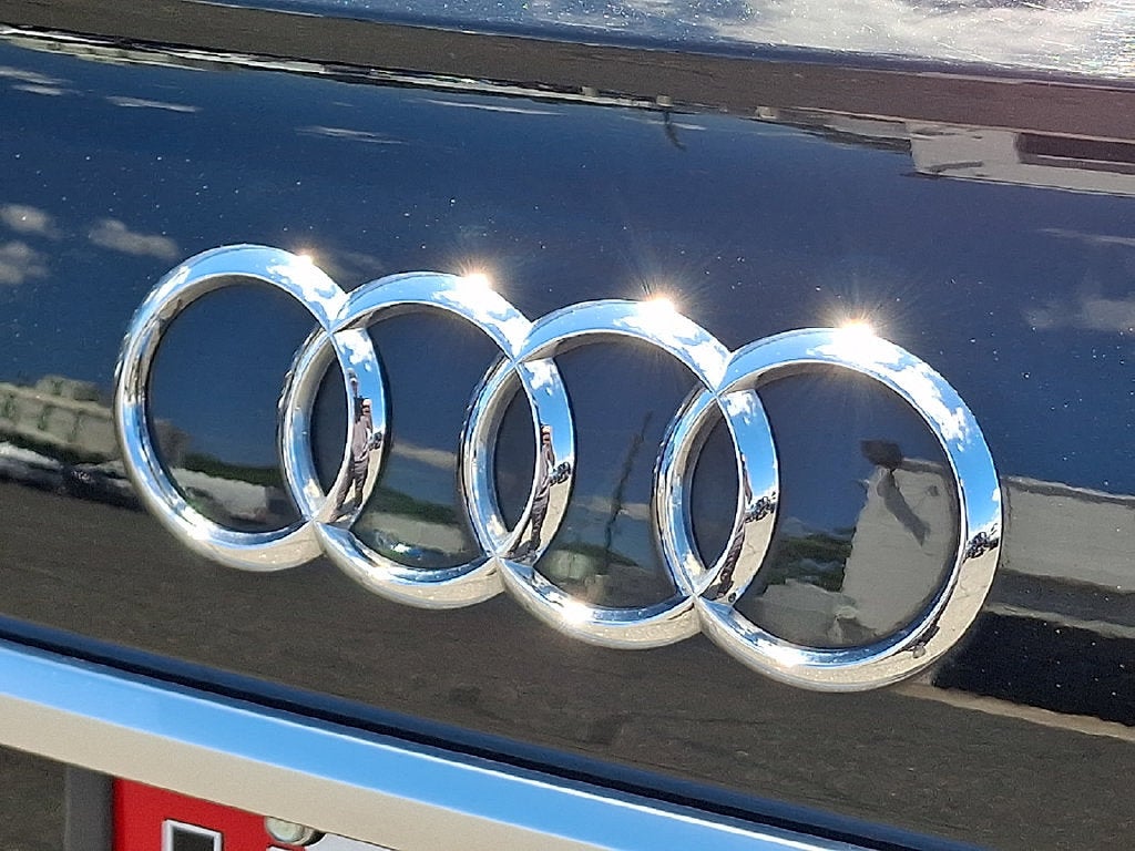 2024 Audi Q5 45 S line Premium quattro