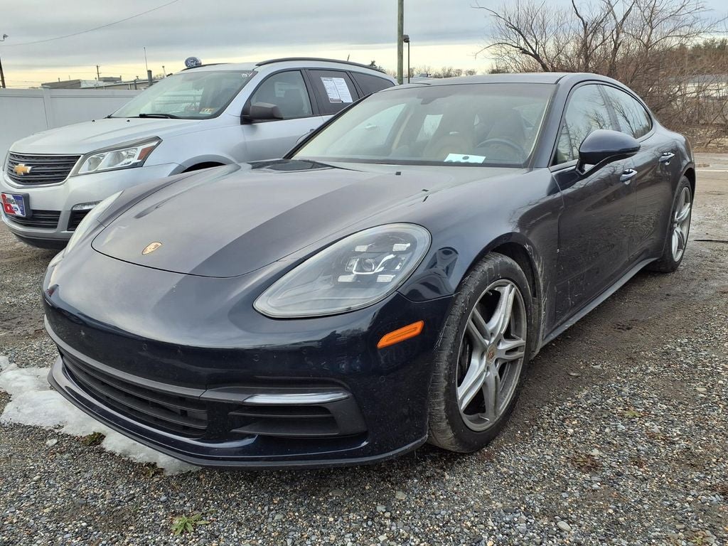 2018 Porsche Panamera 4